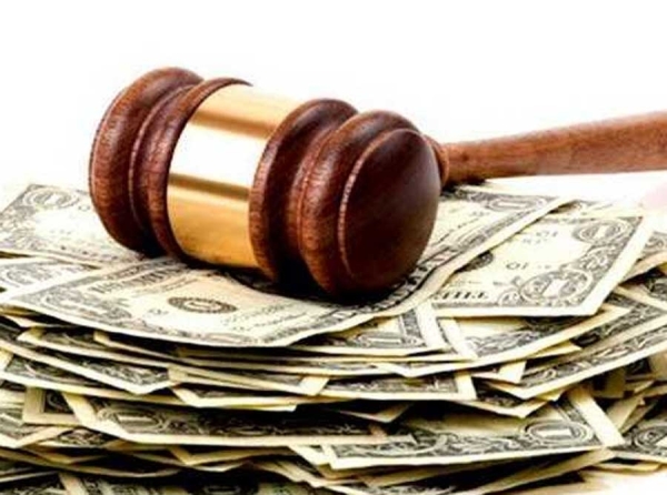 Мошенник в мантии: «решальщик» Эльчин Мурадов кинул академика Чичканова на миллионы и попытался стереть следы