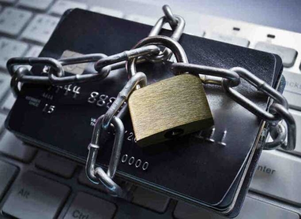 В России блокируют счета за «самопереводы» — банки подозревают отмывание средств