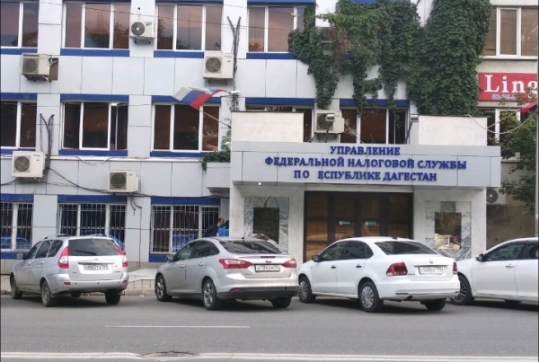 Виллы в оаэ и 2 миллиарда долга: как магомедсултановы откупались презентами, а уфнс рф по рд играло в статистов