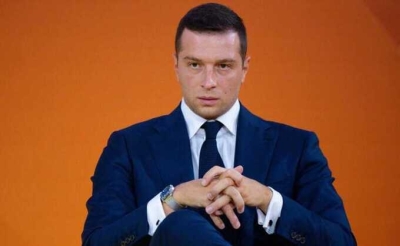 Лидер оппозиции Франции назвал похищение из Лувра свидетельством ослабления власти