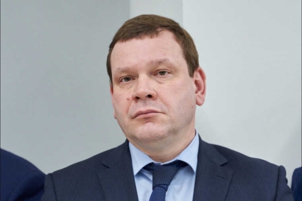 От уличной торговли к депутатскому креслу: каким образом вице-мэр Екатеринбурга Дмитрий Ноженко под прикрытием борьбы с нелегальными киосками передавал сотни точек &laquo;своим&raquo; людям